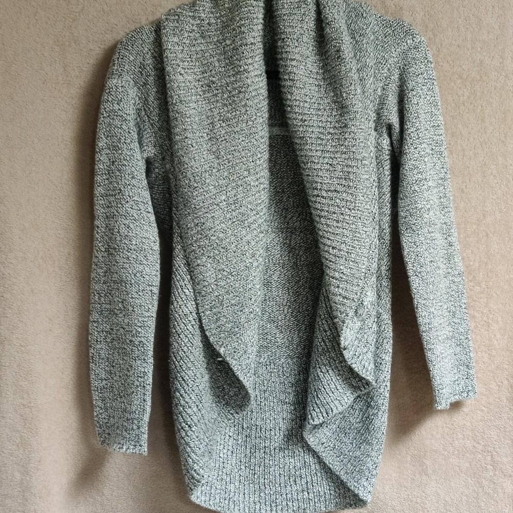 Apt. 9 cardigan